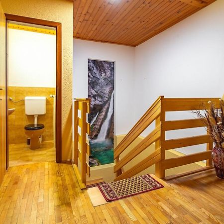 Farm Stay Trlej Begunje na Gorenjskem Zewnętrze zdjęcie