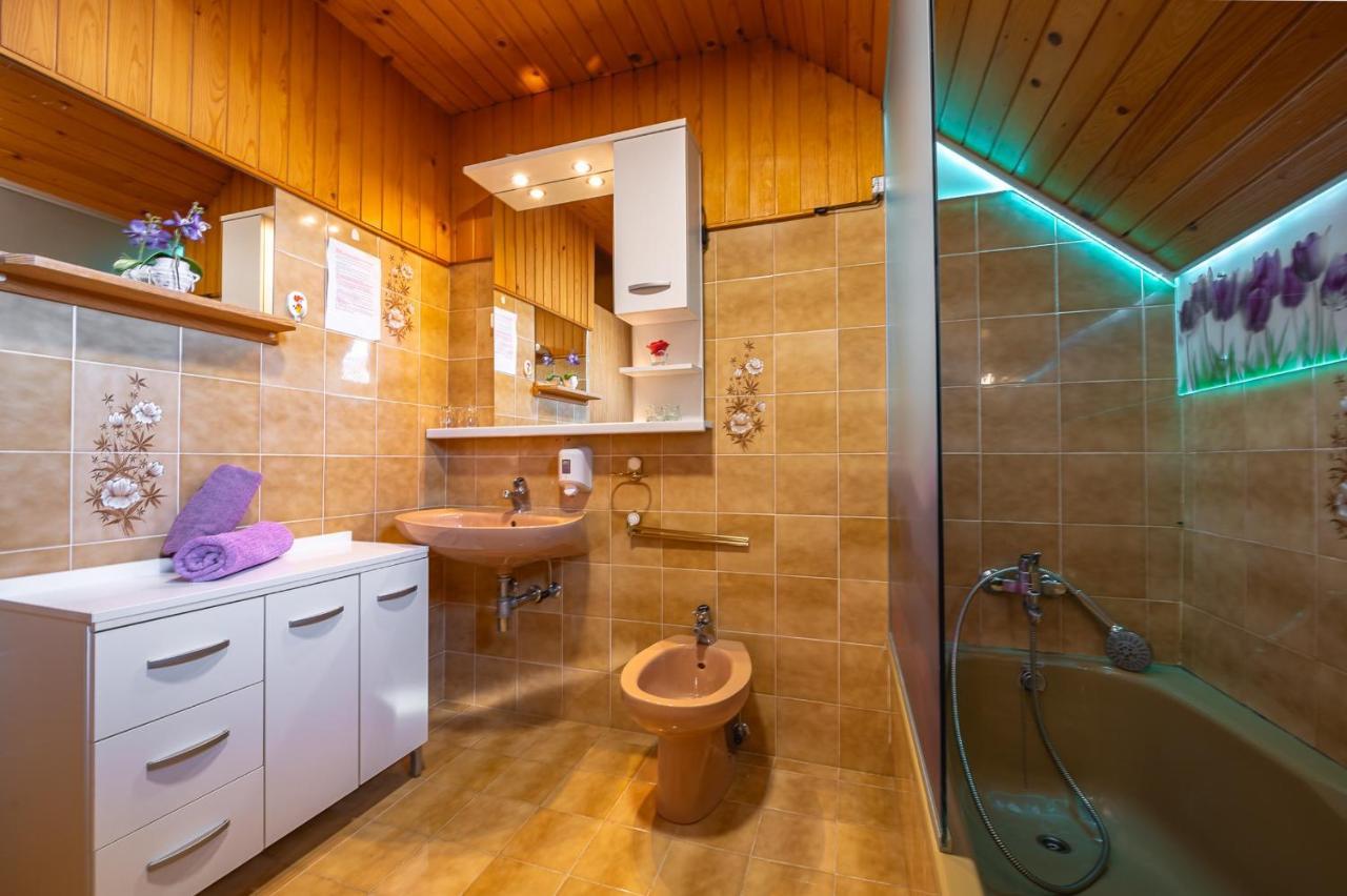 Farm Stay Trlej Begunje na Gorenjskem Zewnętrze zdjęcie