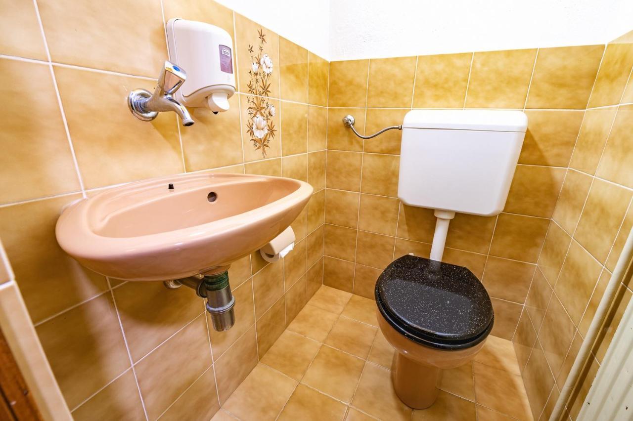 Farm Stay Trlej Begunje na Gorenjskem Zewnętrze zdjęcie