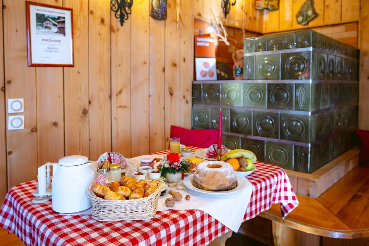 Farm Stay Trlej Begunje na Gorenjskem Zewnętrze zdjęcie